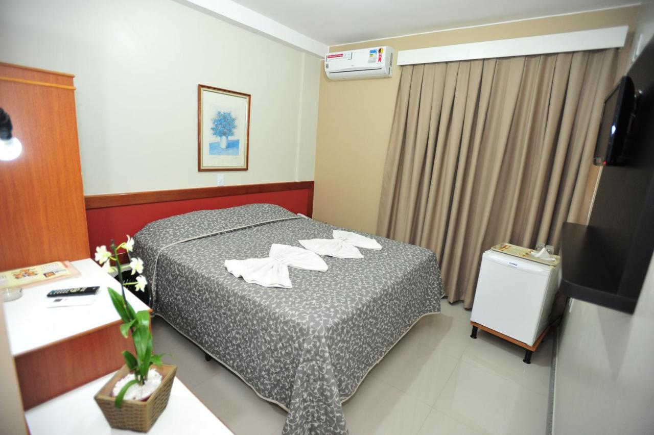 Hotel Cllin Premium Plaza Muriaé Exterior foto