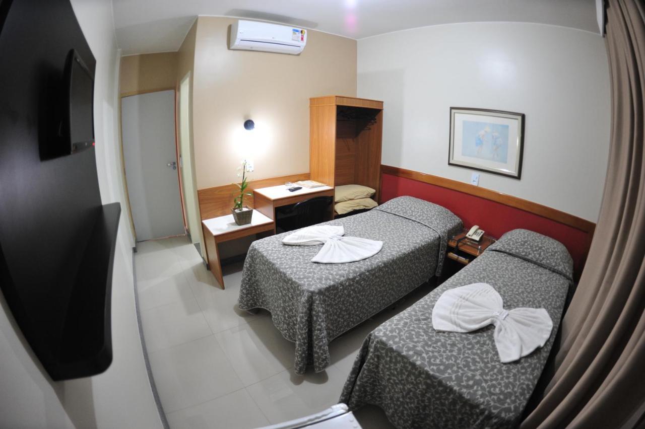 Hotel Cllin Premium Plaza Muriaé Exterior foto