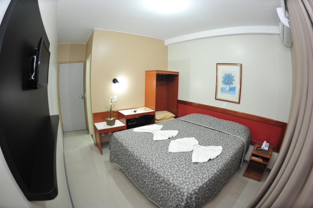 Hotel Cllin Premium Plaza Muriaé Exterior foto